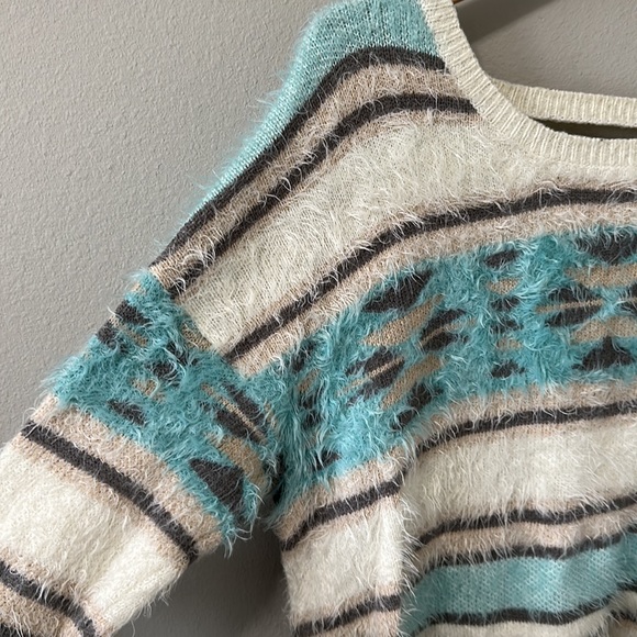 Xhilaration XXL Fuzzy Crewneck Striped Sweater Turquoise/Cream/Gray - Picture 3 of 16